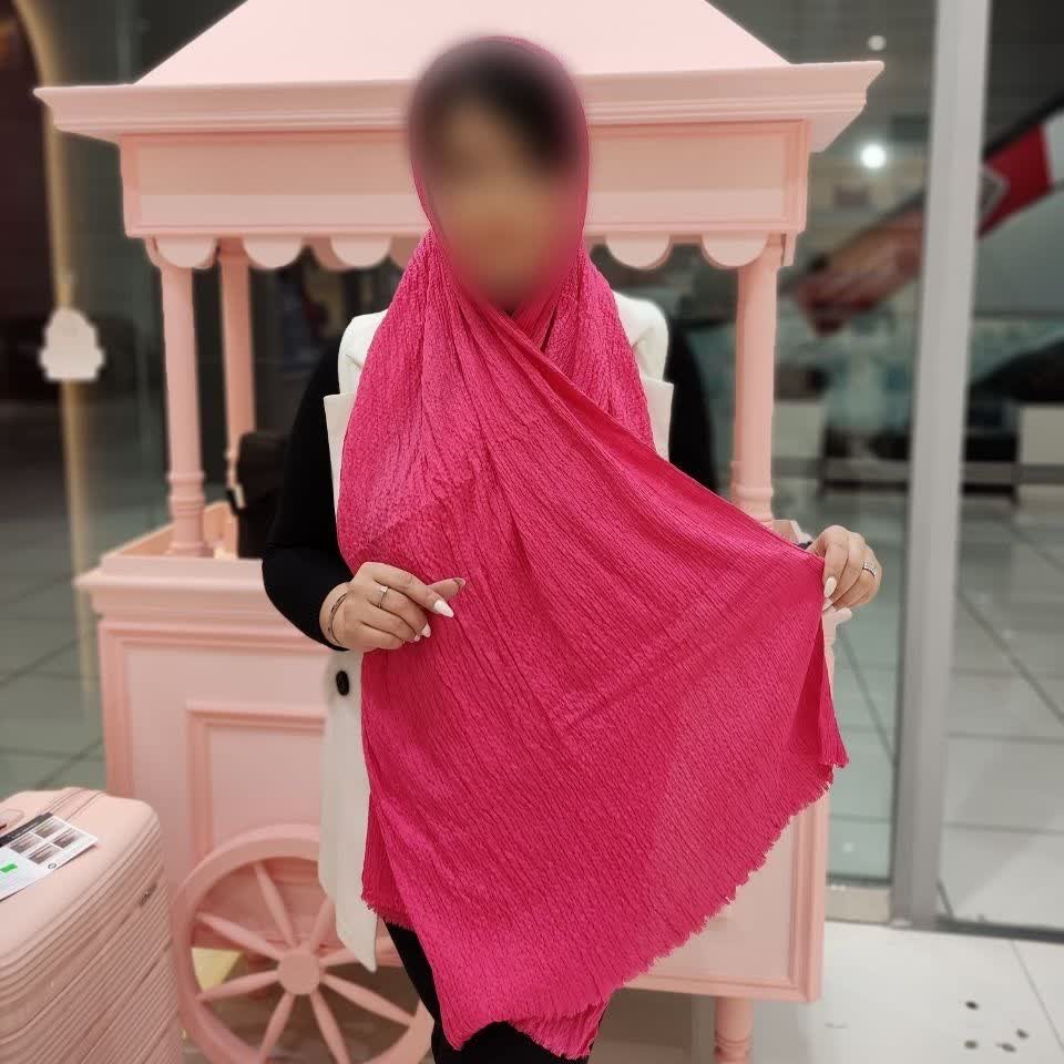 شال نخی پفکی پلیسه
ریشه پرزی و دور دوخت
قواره 70در2