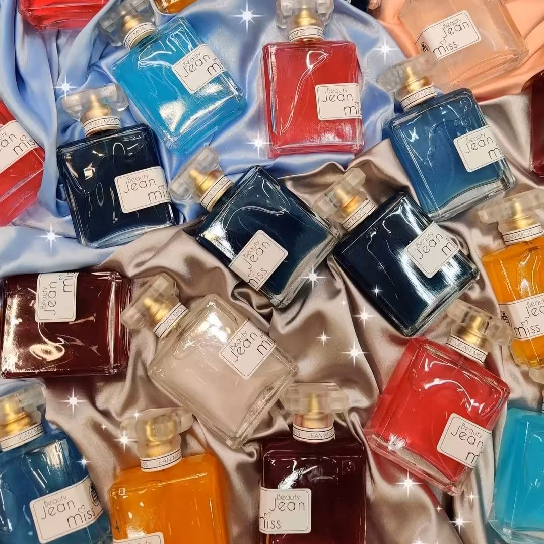 بادی اسپلش های شاین دار jean miss در 6 رایحه عالی با حجم 50ml 