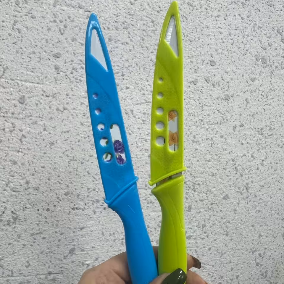 چاقو غلافدار رنگی گلدار
دو رنگ موجود در تصویر بسته یک عددی