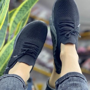 کفش اسکیچرز میانه