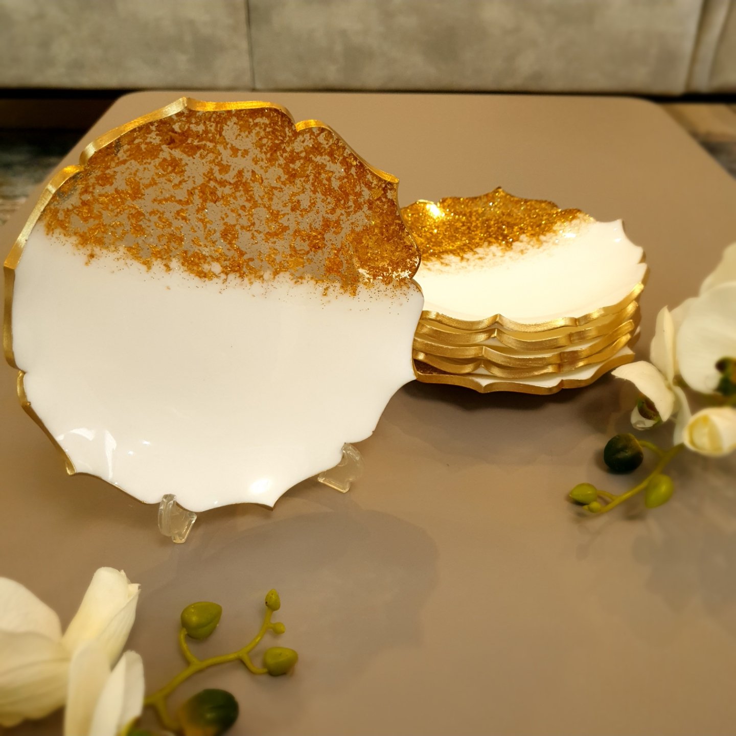 پیش دستی رزینی ورق طلا