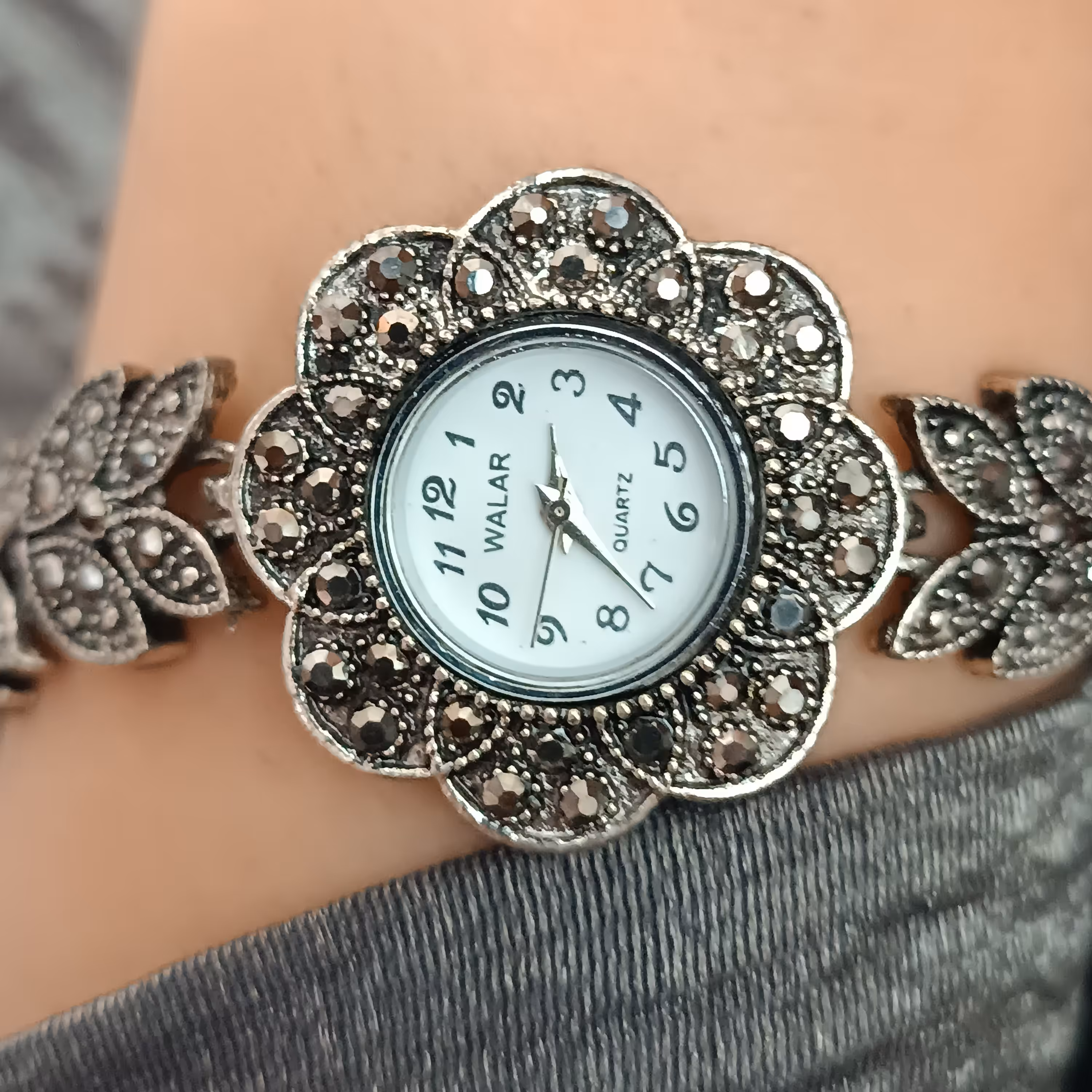 ساعت مچی زنانه استیل برند WALAR