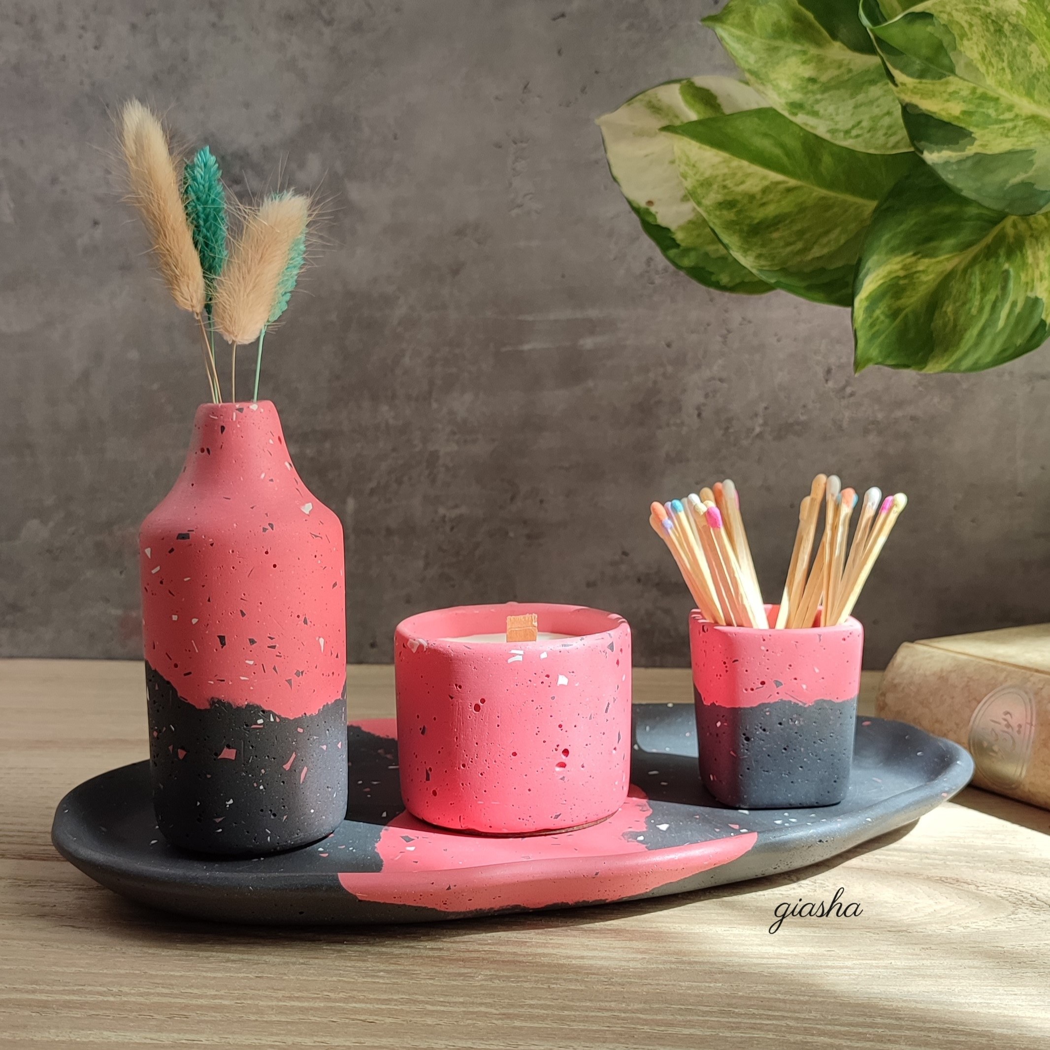 ست دکوری 4 تکه گیاشا طرح موزاییکی (قرمز مشکی)