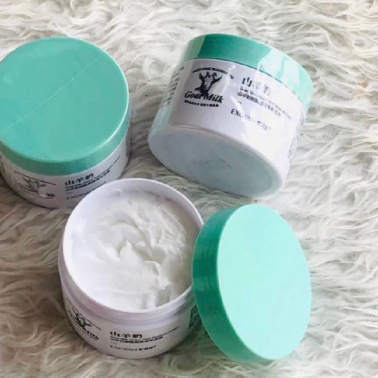 ابرسان شیر بز همراه مرطوب کننده قوی