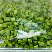 لوبیاسبز در بسته بندی نیم کیلویی