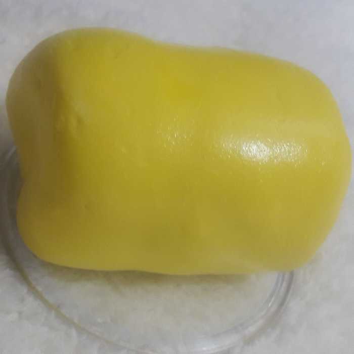 خمیر چینی-ایتالیایی رنگ  شده(500گرمی) 