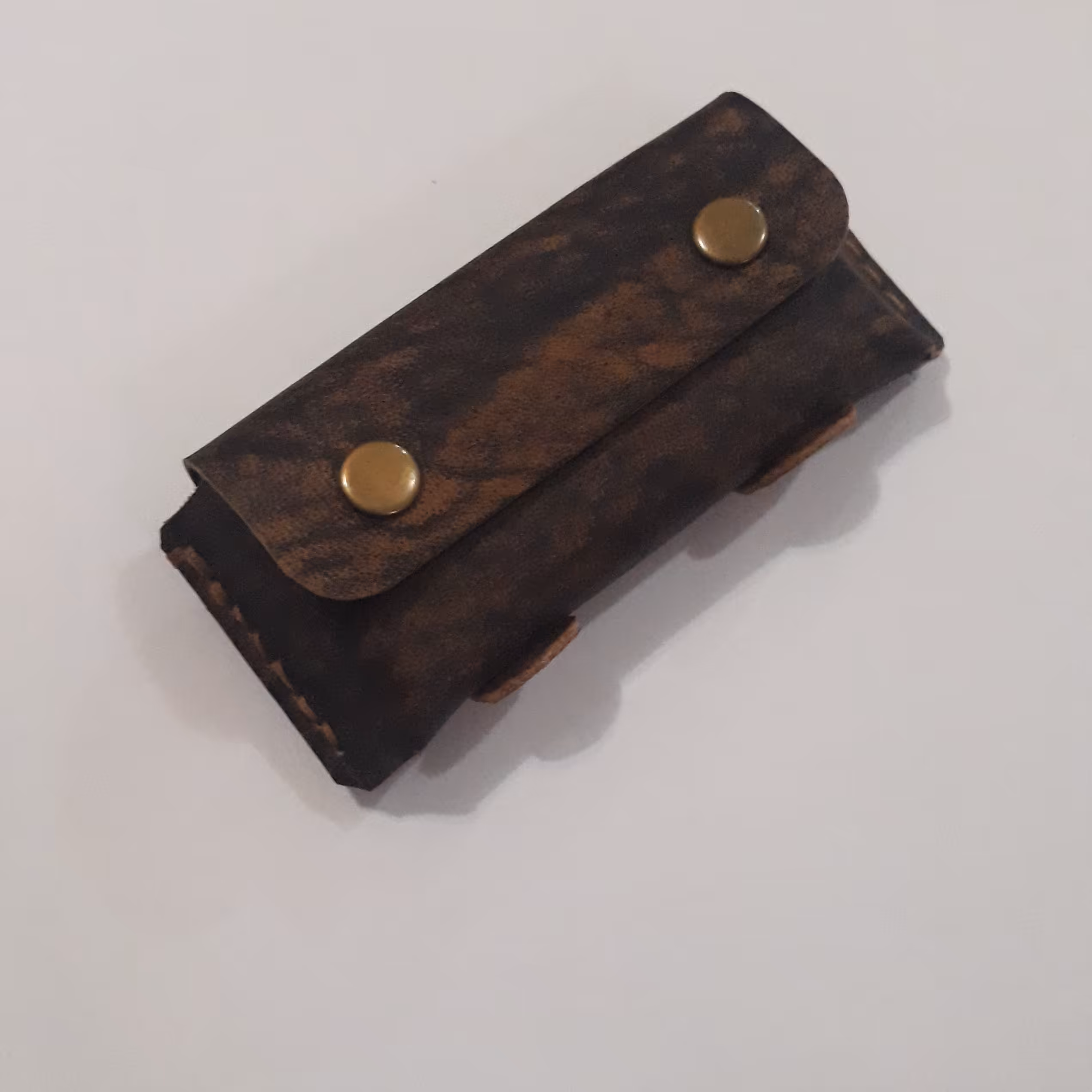 کیف کمری چاقو جیبی چرم طبیعی و دست دوز - قهوه ای سوخته جنگلی