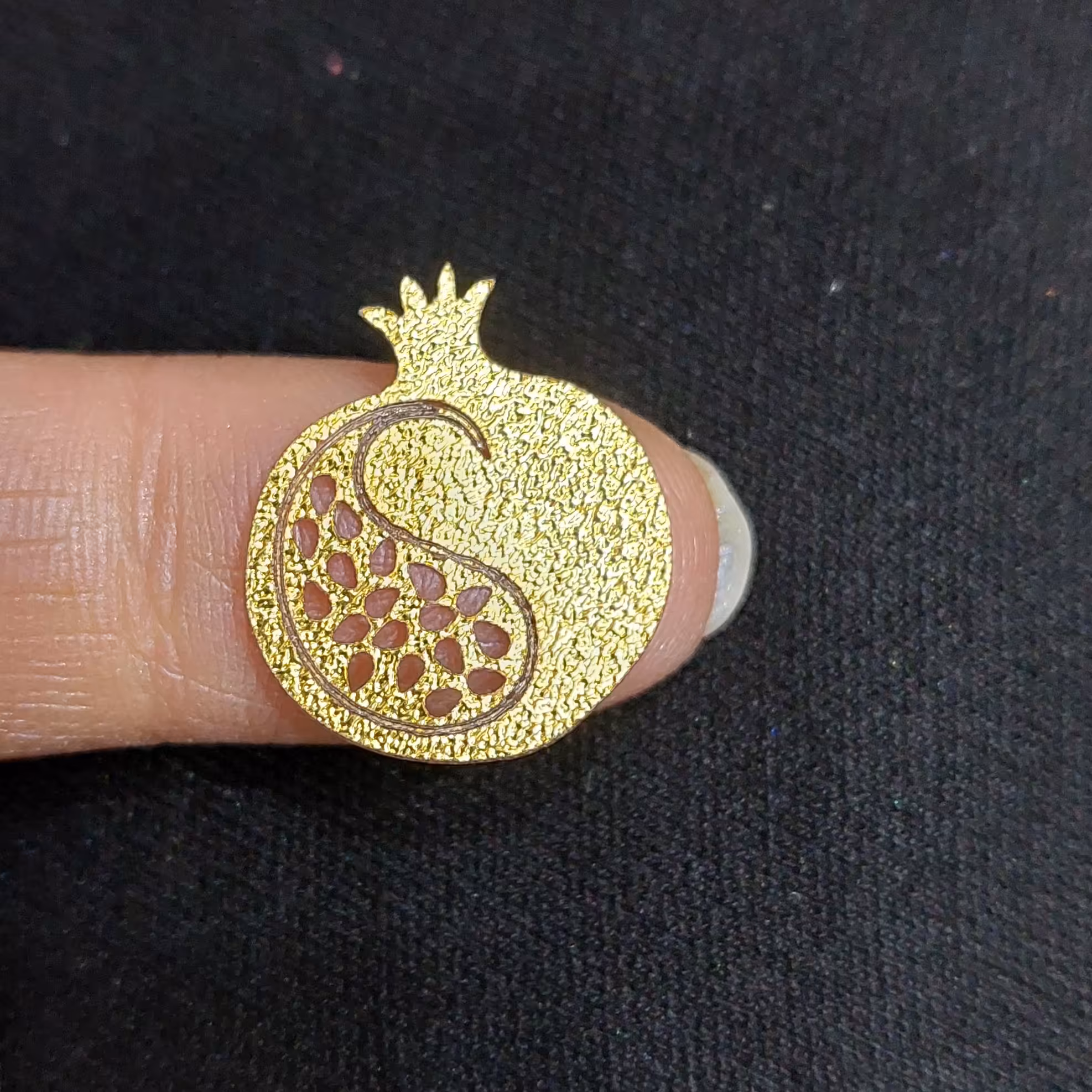 استیکر تکی طلایی انار