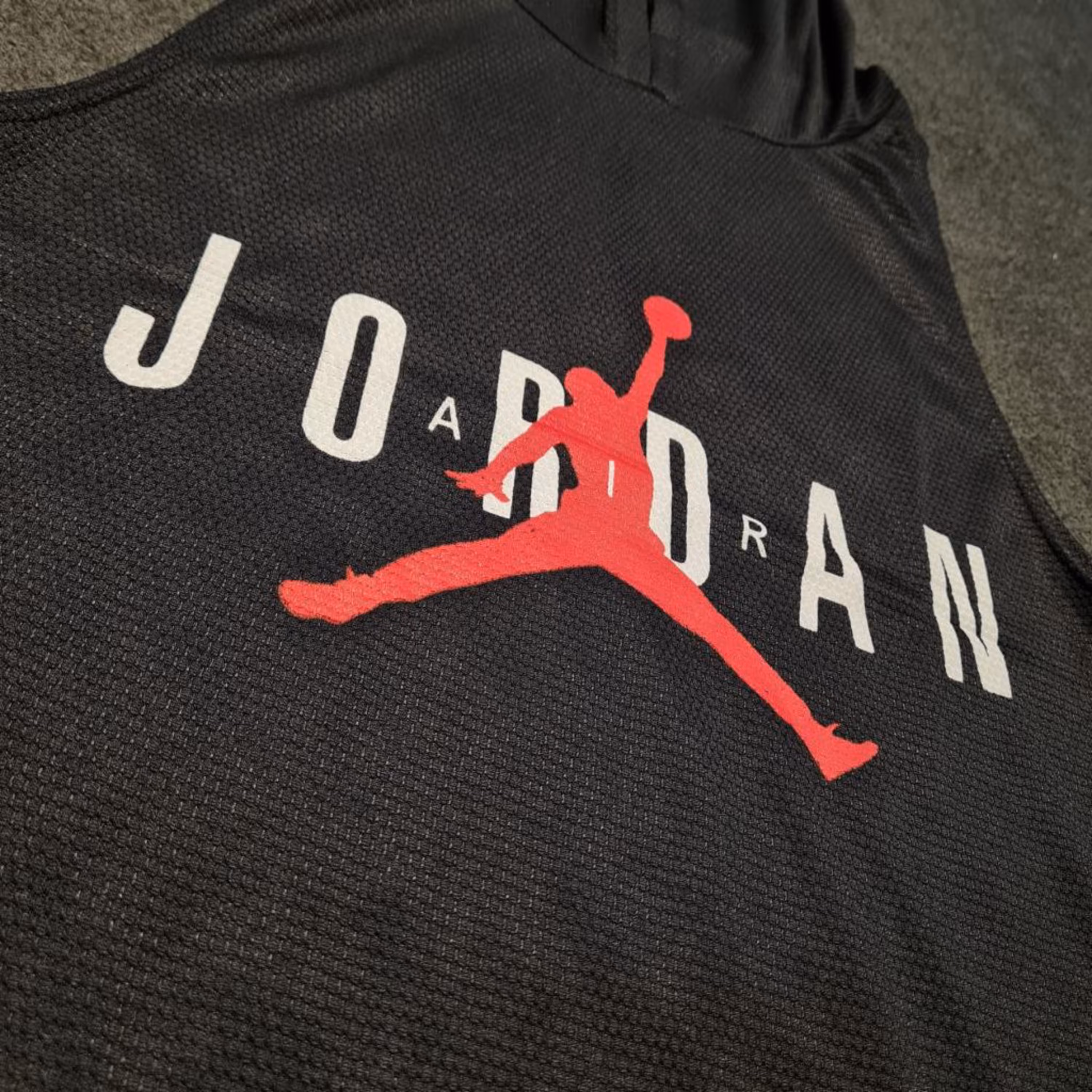 حلقه ایی کلاهدار طرح جردن ورزشی 