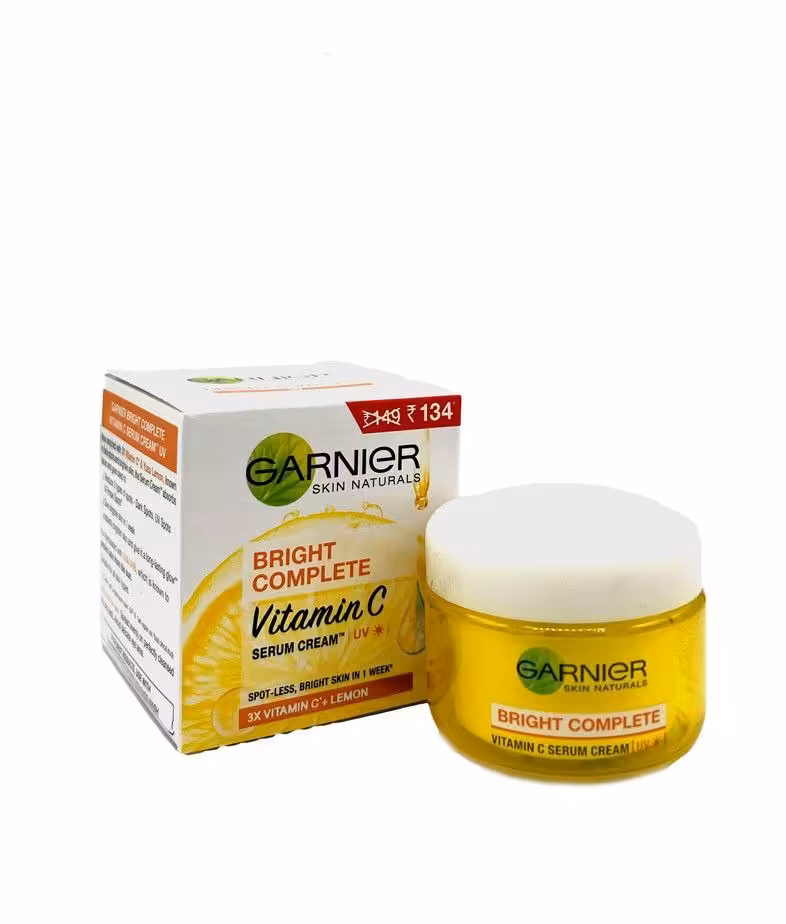 کرم آبرسان ویتامین سی گارنیه