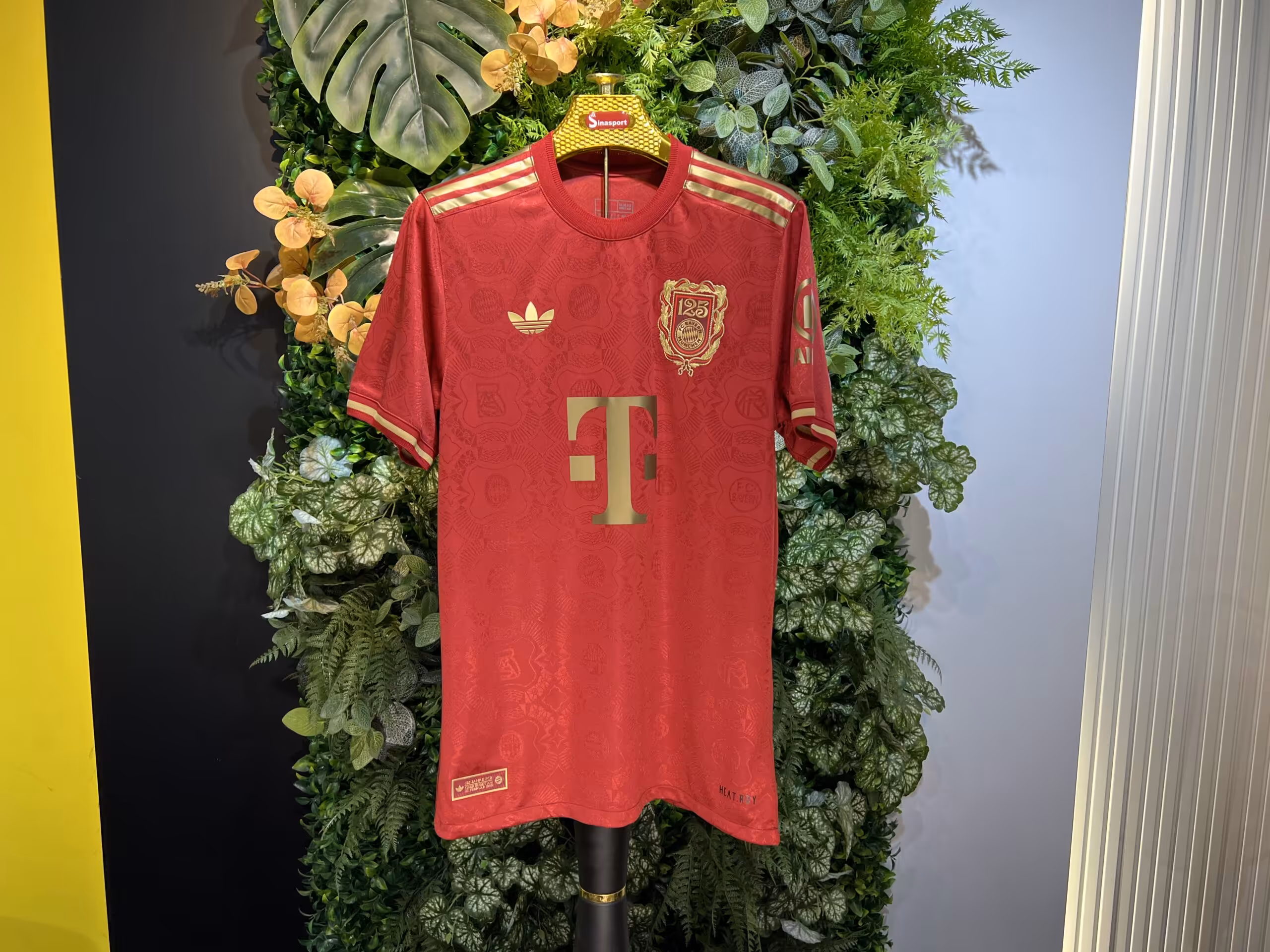 کیت بایرن مونیخ کانسپت 125 سالگی ورژن پلیر (بازیکن)