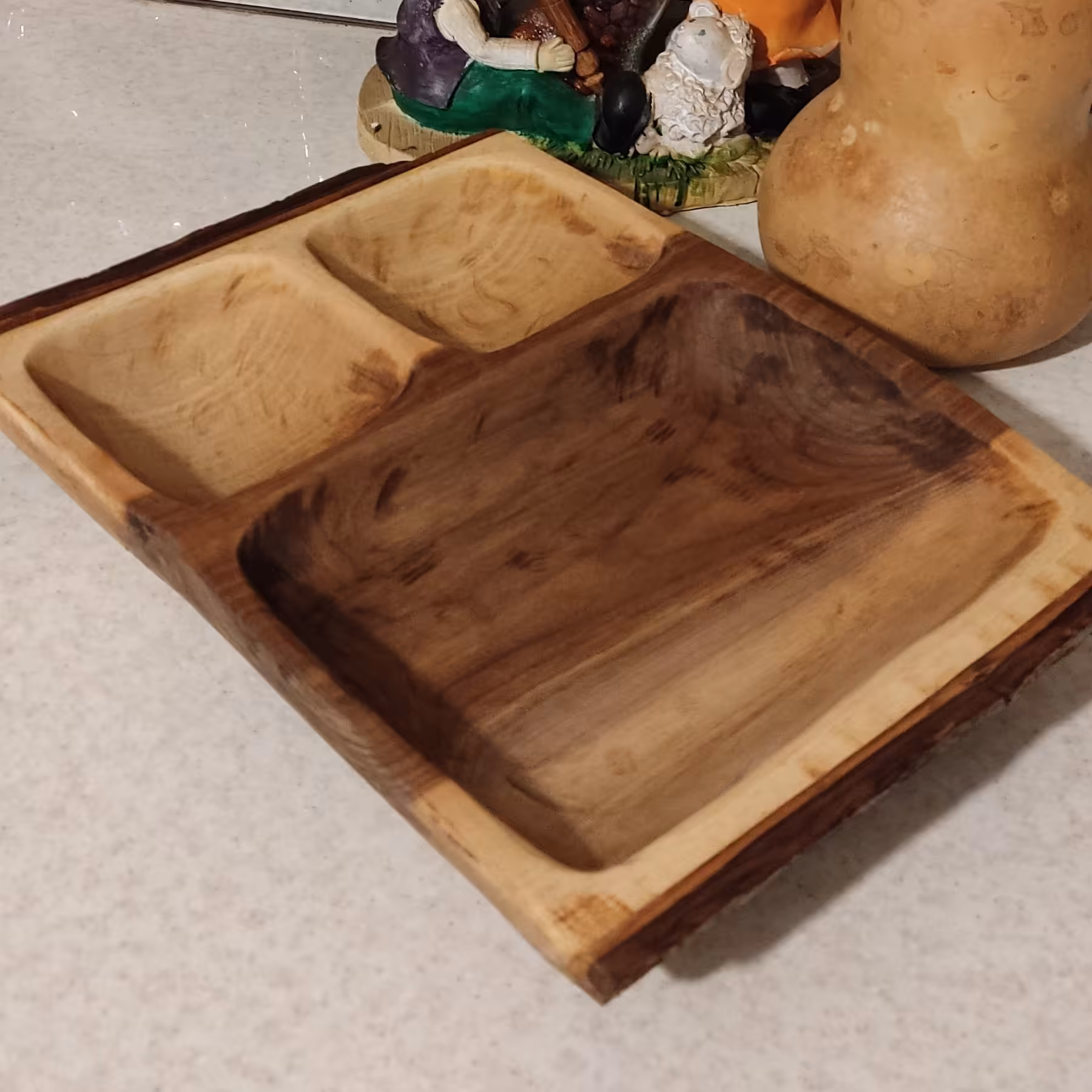 شیرینی و شکلات خوری و اردو خوری روستیک چوبی 