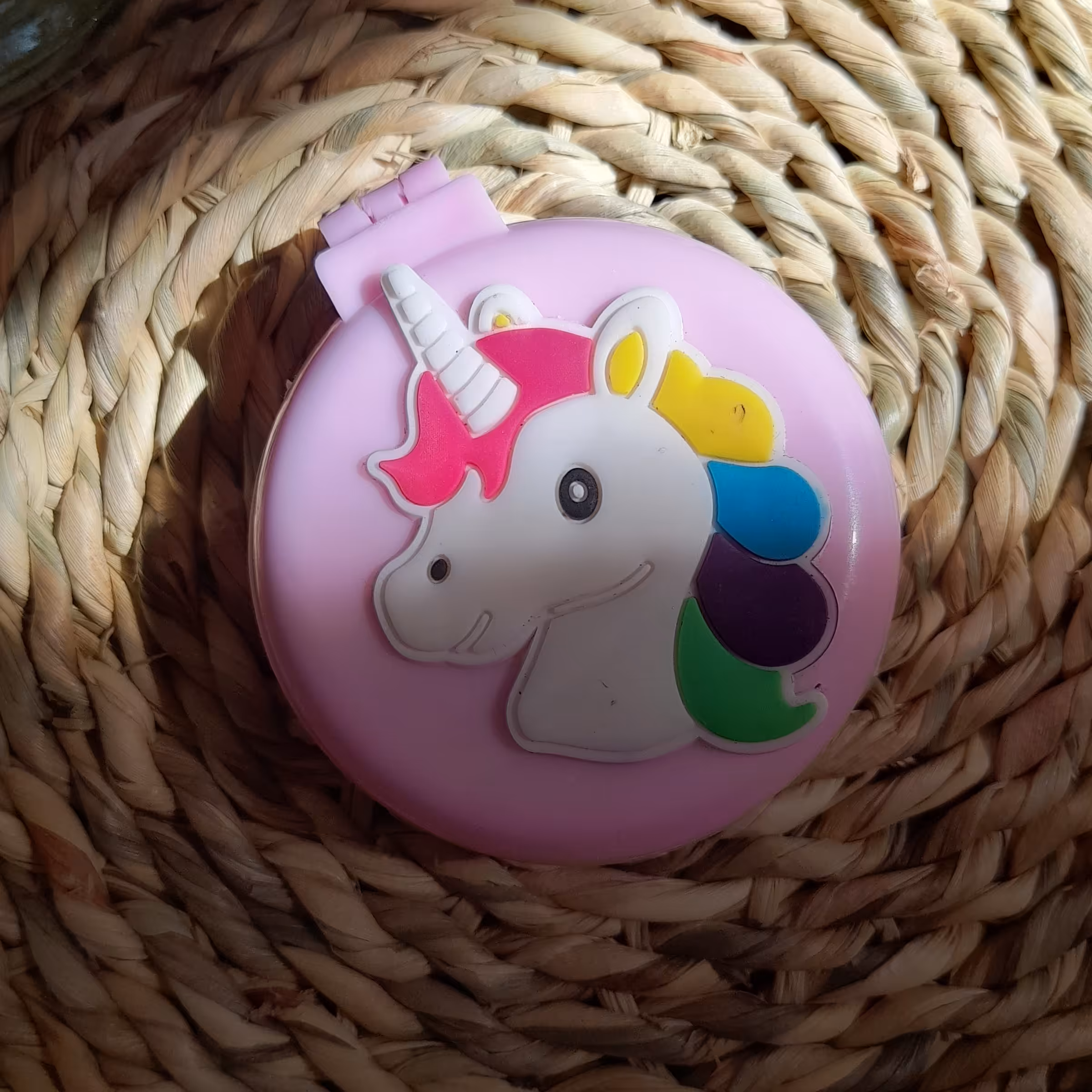 آیینه برسی تاشو  کم جاو کاربردی