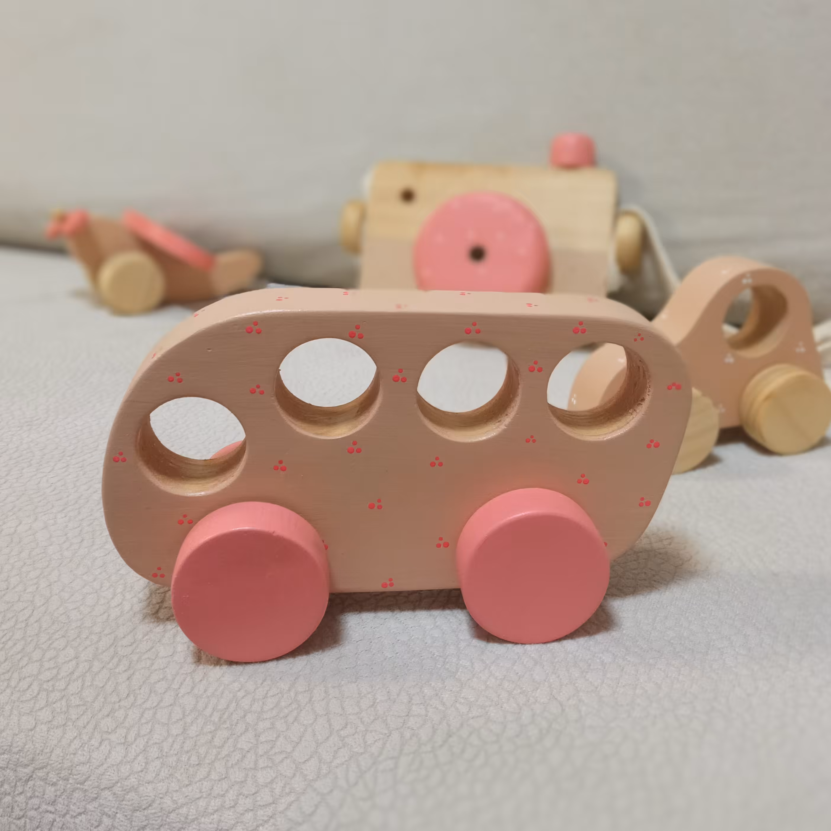 اسباب بازی چوبی اتوبوس  