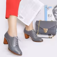 کفش زنانه چرم طبیعی گاوی هانا 