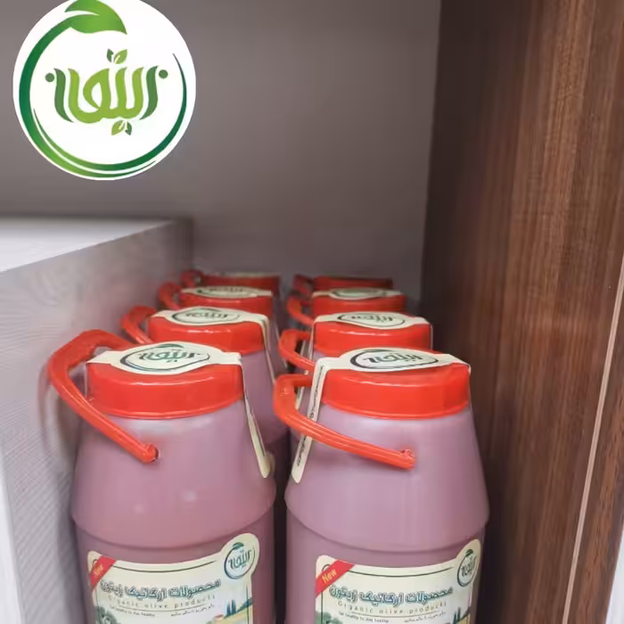 رب گوجه محلی بسیار خوشمزه با ضمانت کیفیت و مرجوعی.  محصولات ارگانیک زیتون ارسال به سراسر کشور