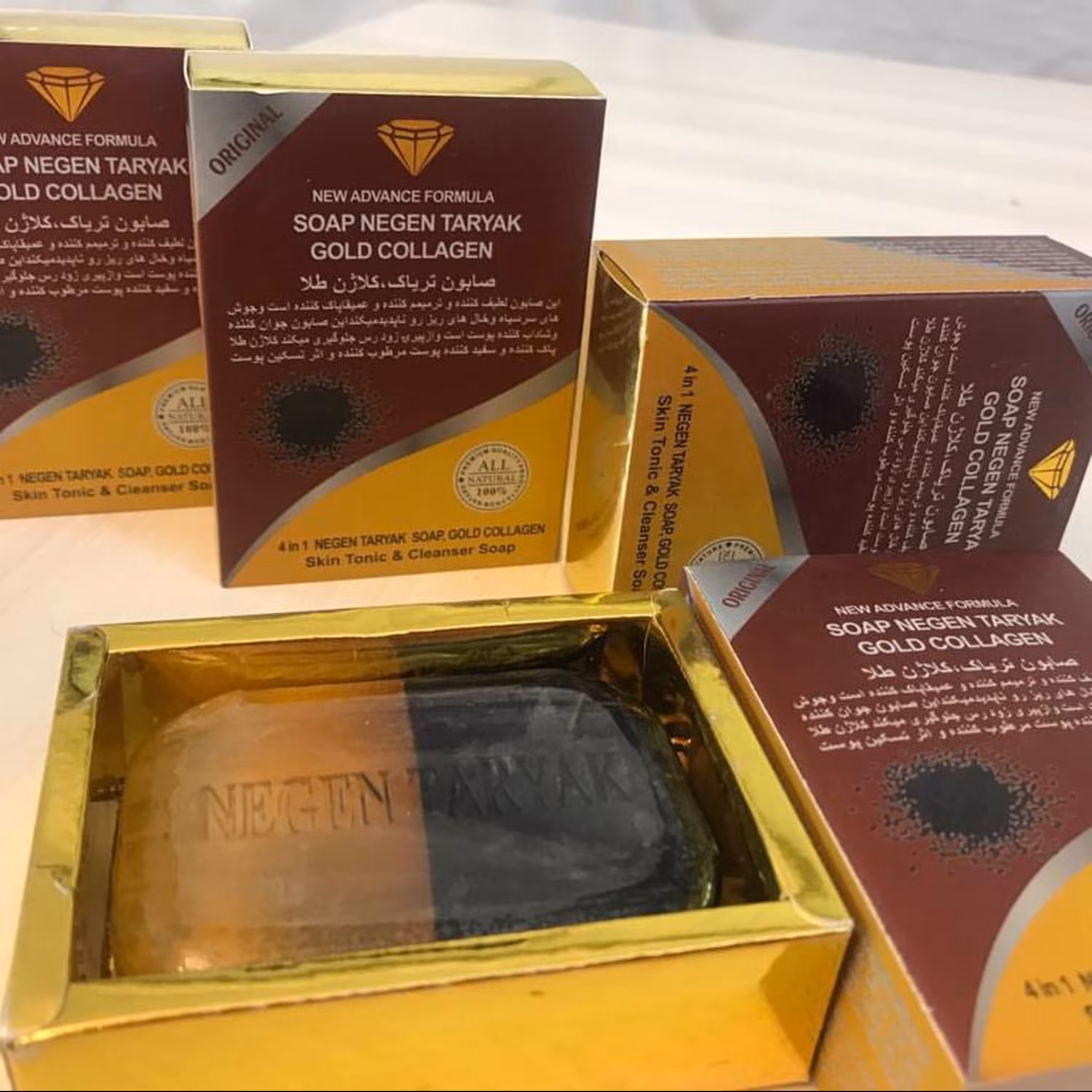 صابون گیاهی ضد جوش و سفید کننده دو رنگ اصلی