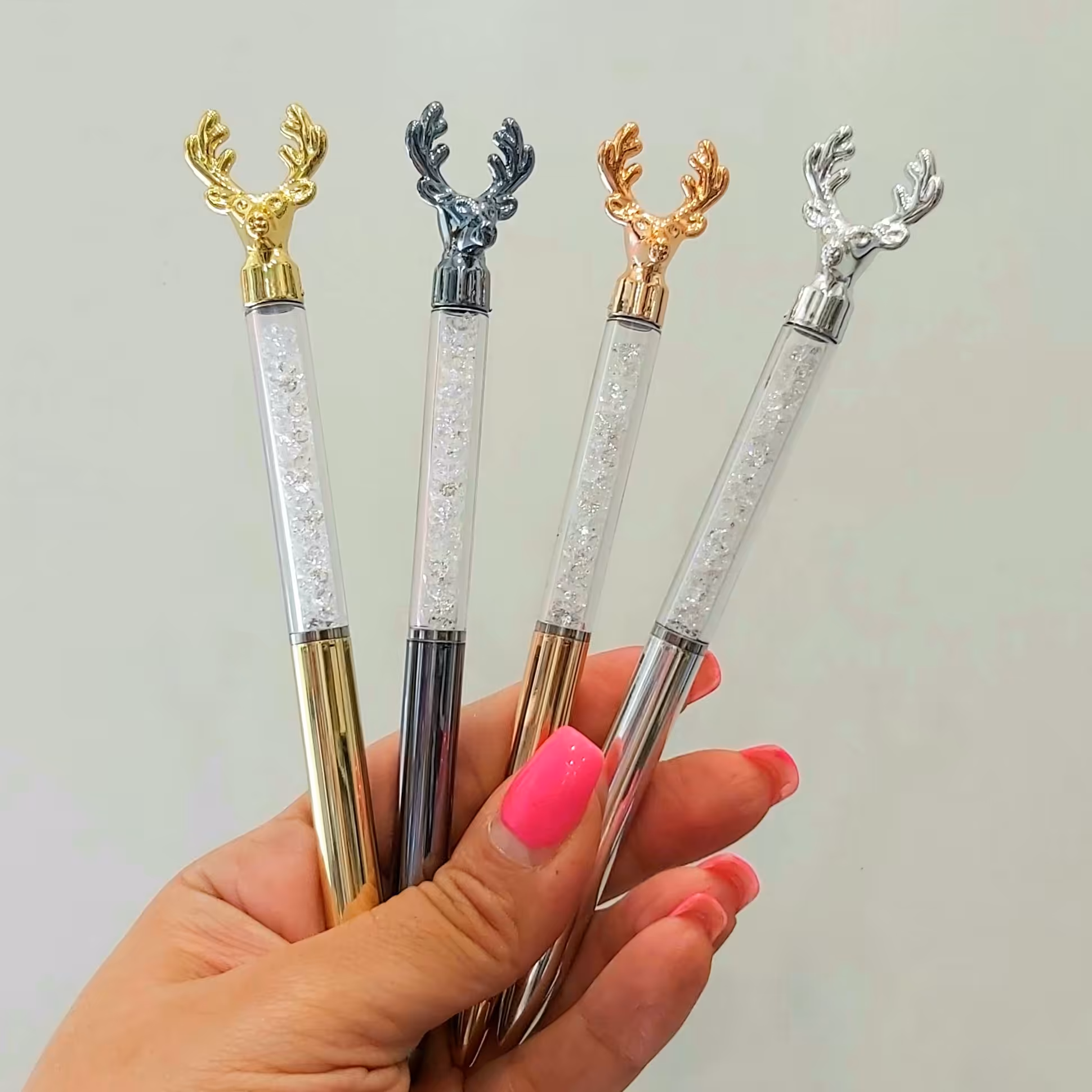 خودکار پیچی اکلیلی گوزن