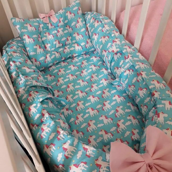 تشک گارددار با بالشت مناسب تا پایان 2 سالگی