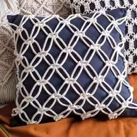 کاور کوسن مکرومه طرح توربافت30×30
. نخ کتان پنبه  شیری . و پارچه متقال
مناسب سرویس مبلمان