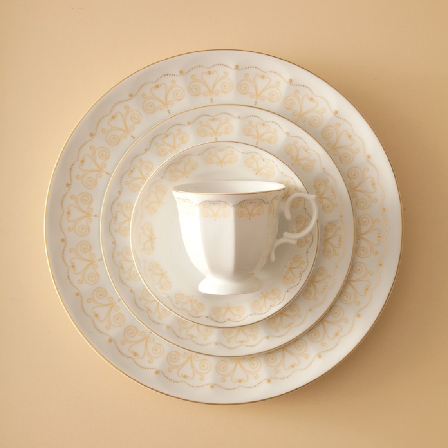 سرویس چینی زرین هیلدا سرویس غذاخوری چینی  29 پارچه 6 نفره (درجه یک) ارسال تا مرکز استان مقصد با باربری رایگانه