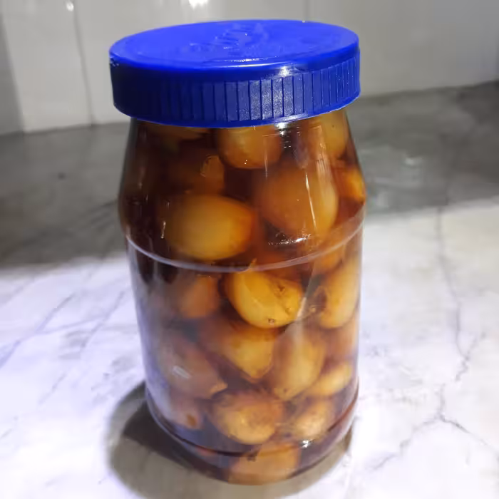 سیر ترشی یک کیلویی محلی حبه ای 2 سال و نیم شمال