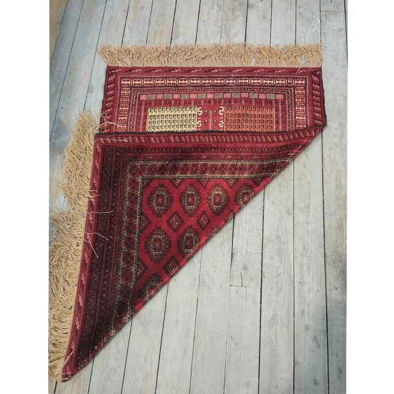 قالی دورو ابریشم دستباف  65 در 90سانت

