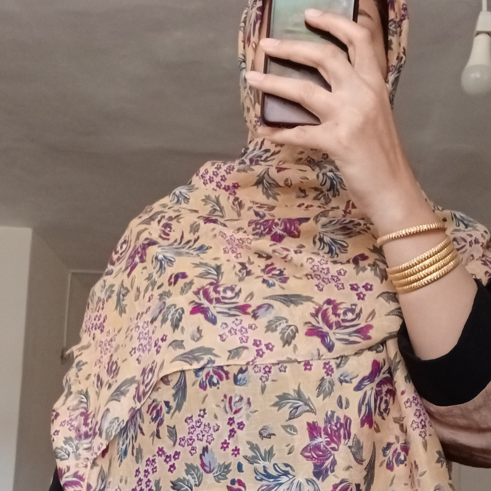 شال نخی گلدار  و زیبا