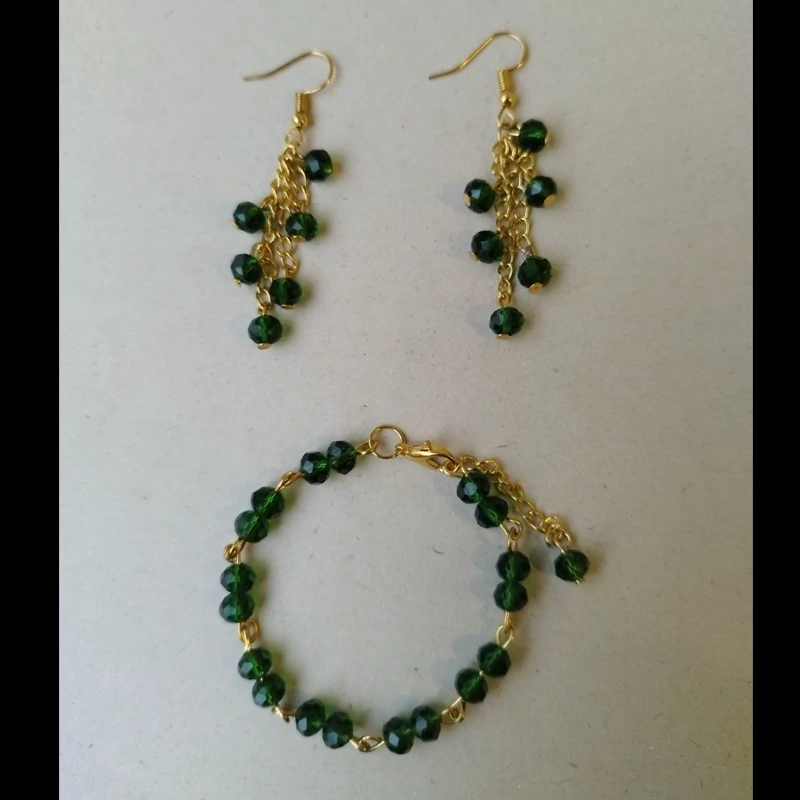 نیم ست دستبند و گوشواره شیشه ای مدل گوشواره آویز | amazonchi