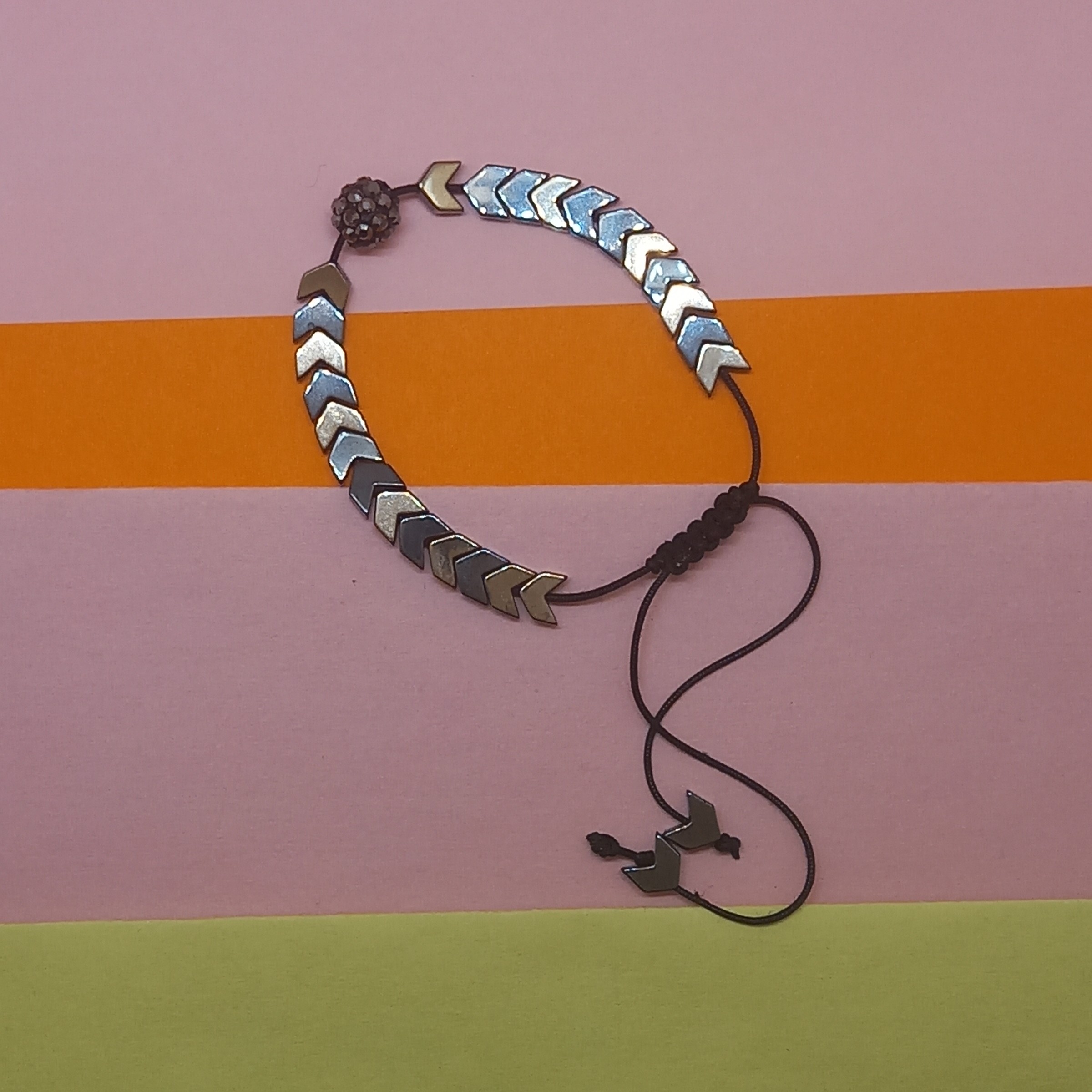 اکسسوری ،دستبند ،سنگ حدید 