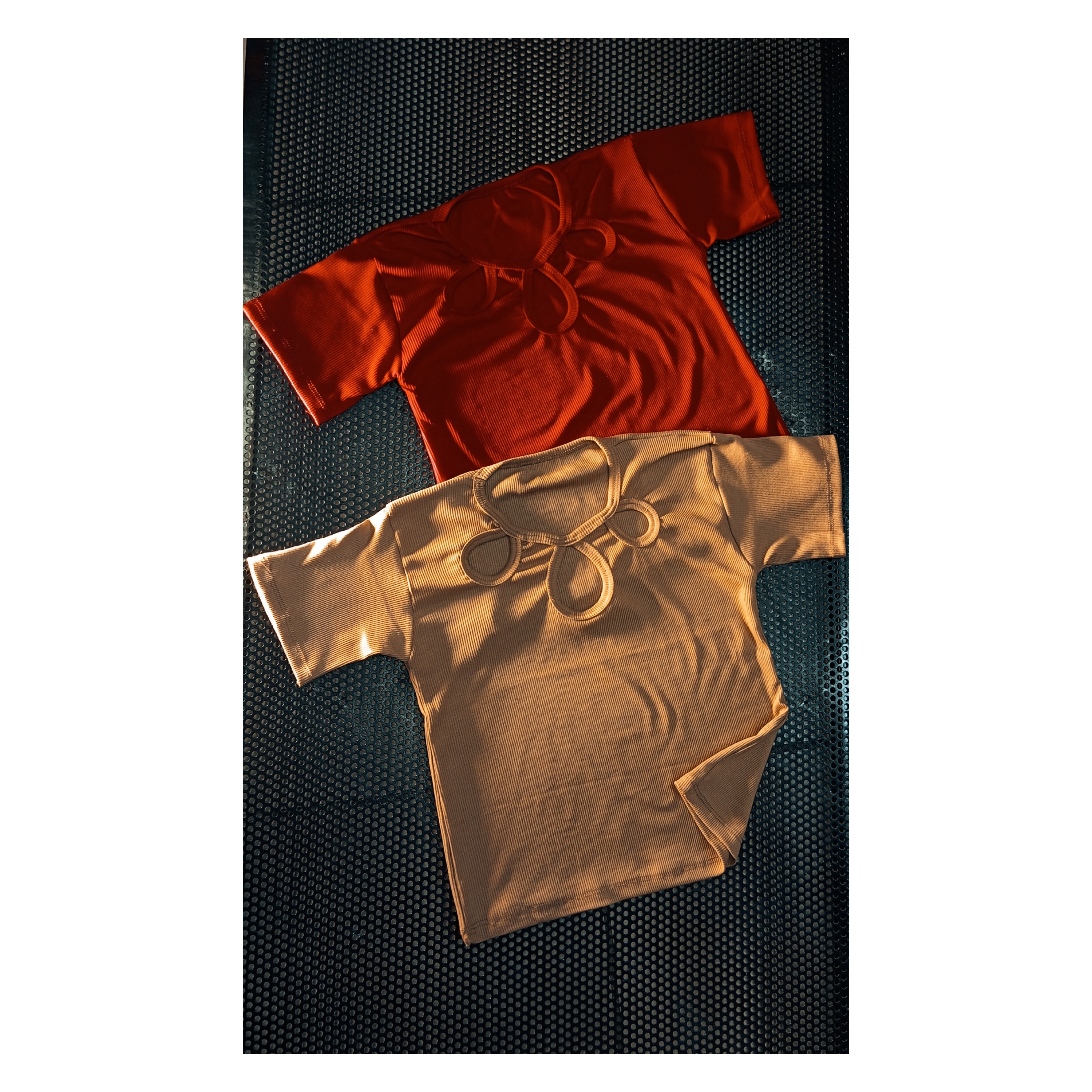 کراپ جنس کبریتی فری سایز مدل سه اشکی دارای رنگ بندی تضمین دوخت و کیفیت 