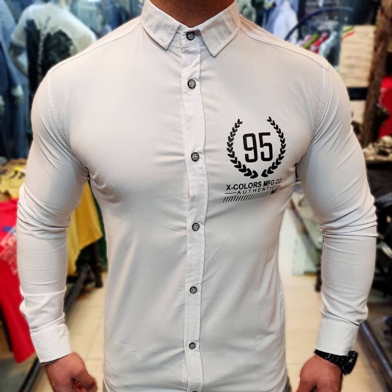 پیراهن پشت چاپ مردانه پارچه تمام کش در دورنگ سفید و مشکی