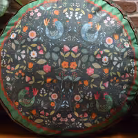 نشیمن هنری طرح گل و مرغ