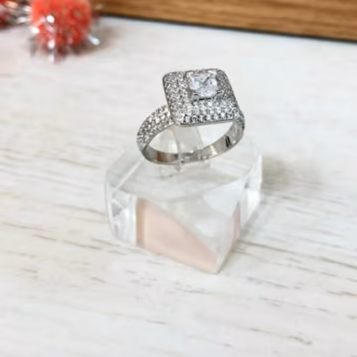 انگشتر جواهری مجلسی سه طرح