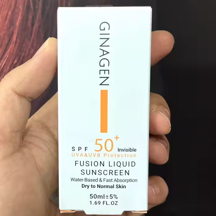 ضد آفتاب بی رنگ ژیناژن مخصوص پوست های  خشک و نرمال بر پایه آب spf50 | amazonchi