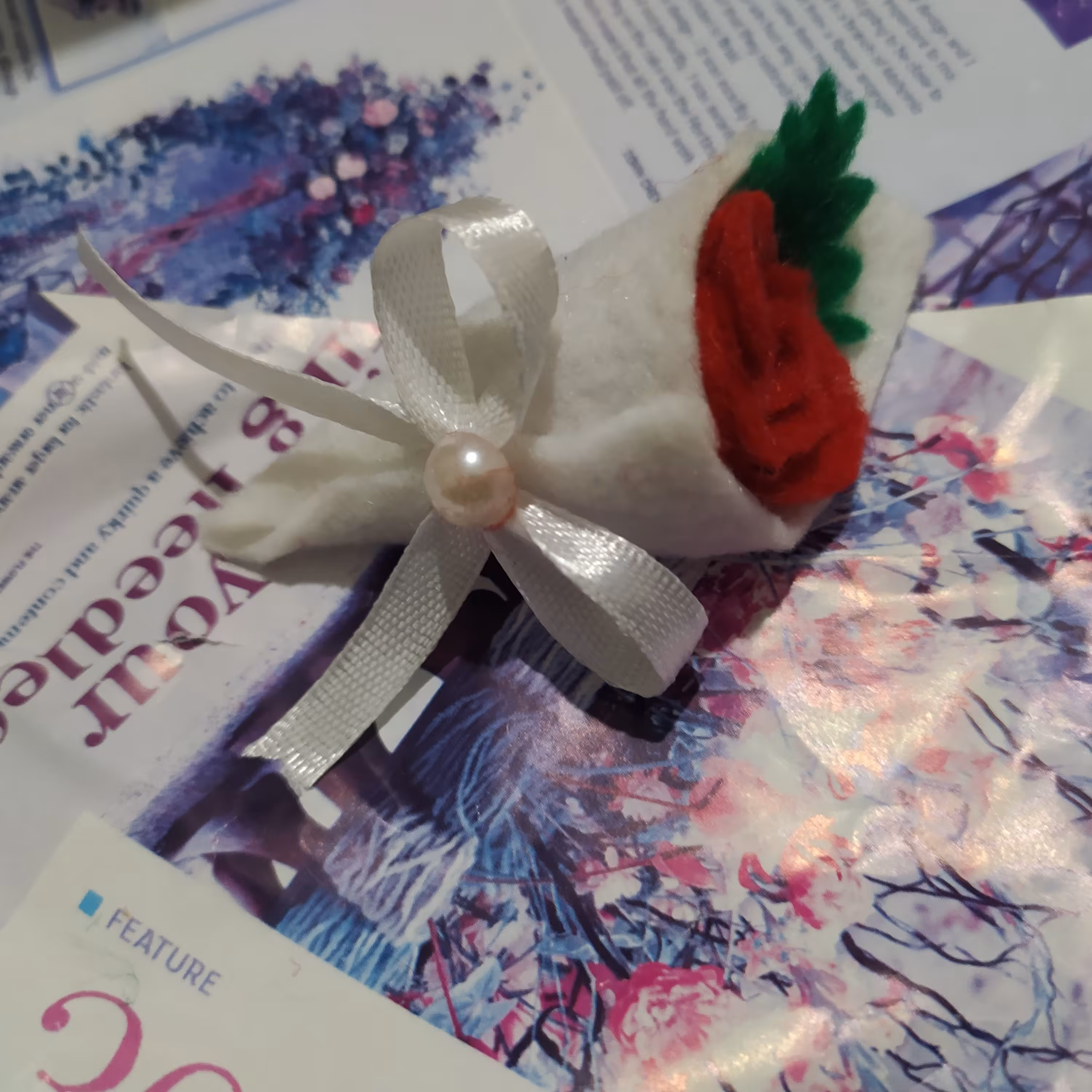 گیفت نمدی نمدسرای باران طبق سفارش و طرح مورد علاقه تان فقط کافیست سفارش بدهید