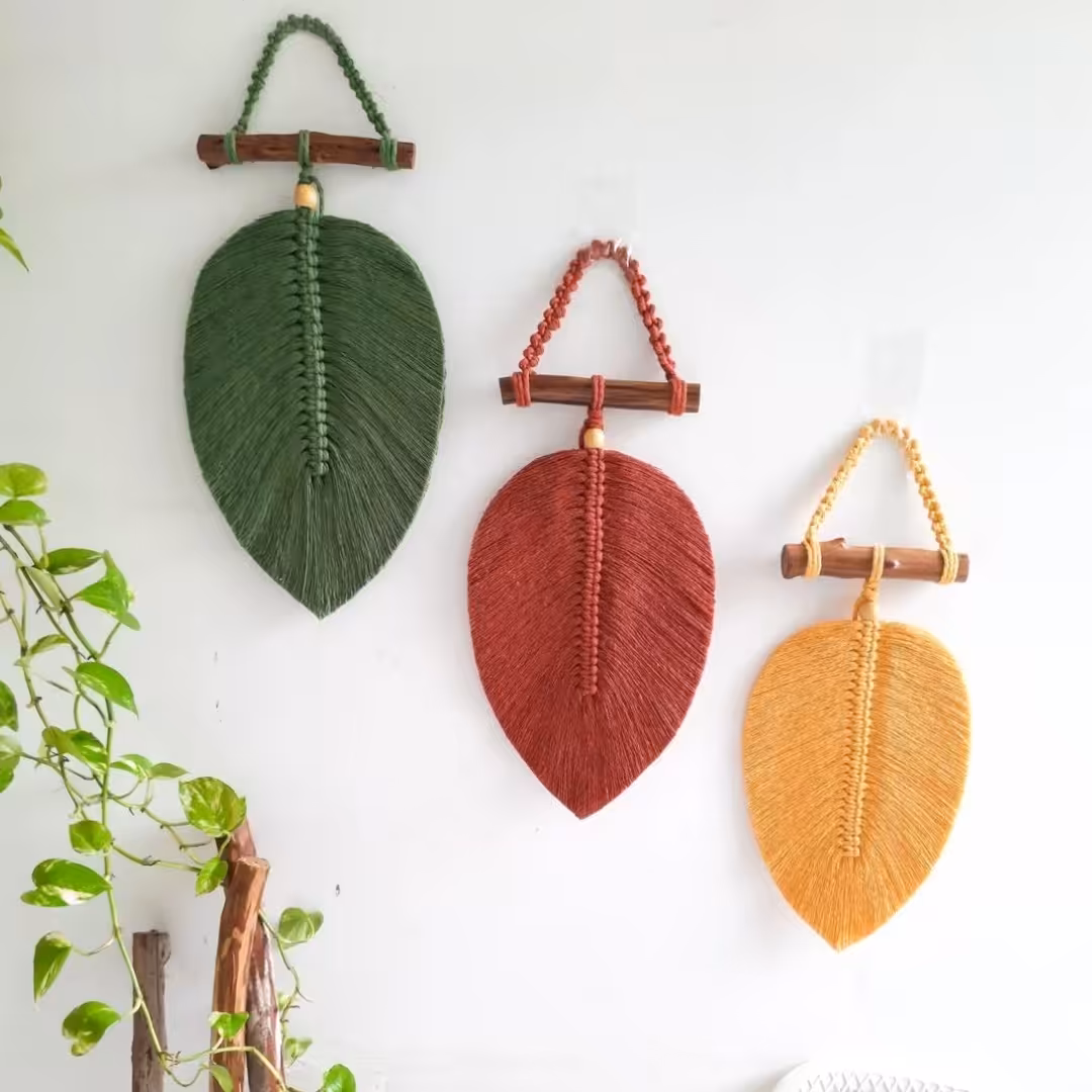 دیوارکوب تک برگ مکرومه طرح رنگین خاص