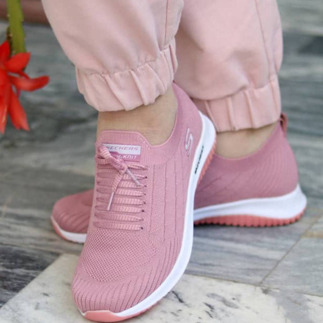 کتونی اسکیچرز 