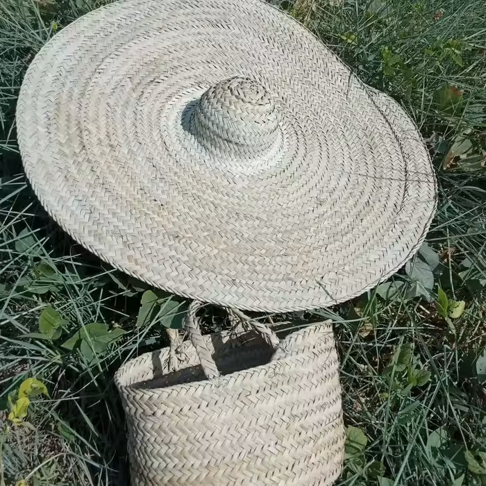 ست کلاه حصیری وزنبیل حصیری