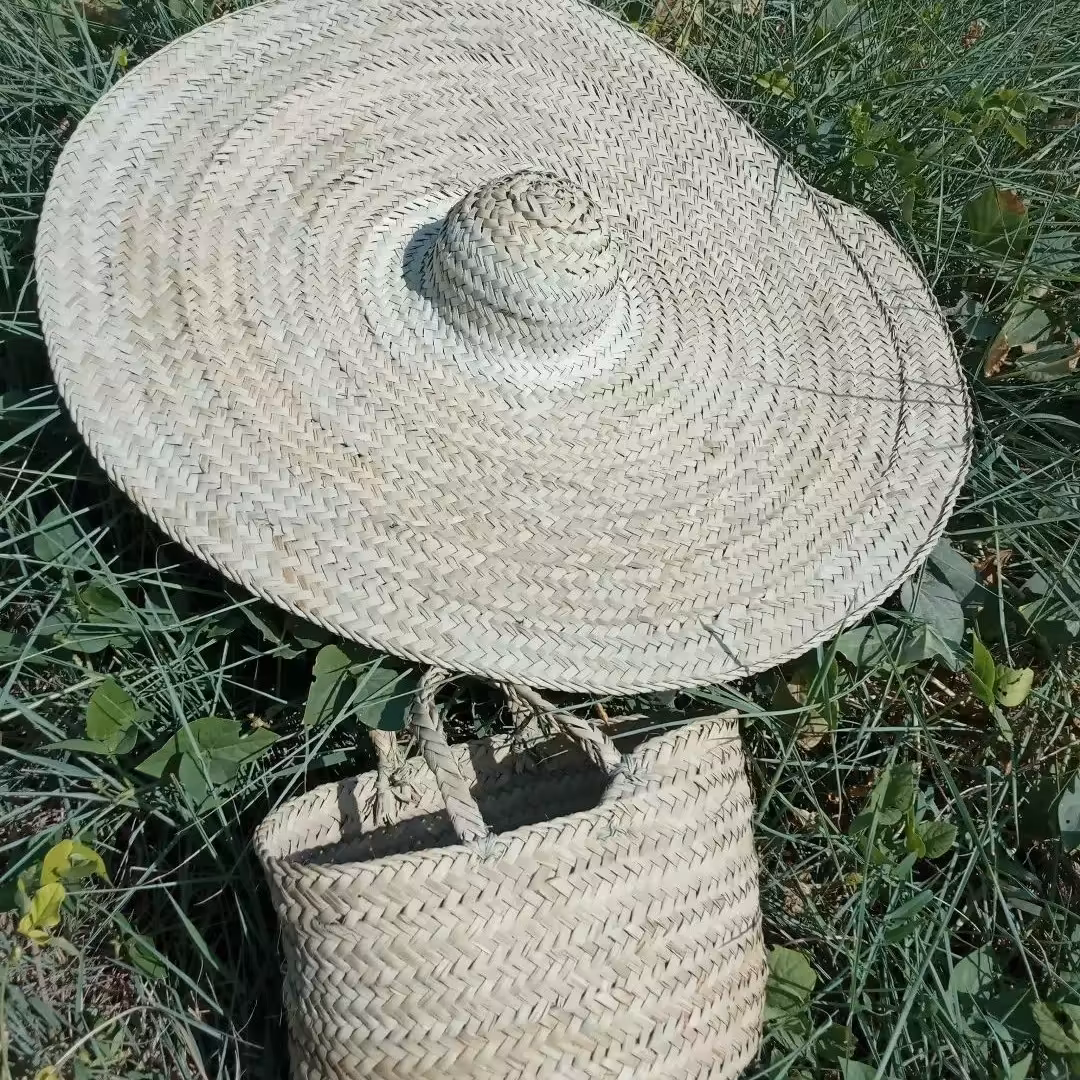 ست کلاه حصیری وزنبیل حصیری