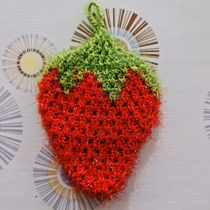 اسکاج بافتنی طرح توت فرنگی سایز بزرگ(A17)