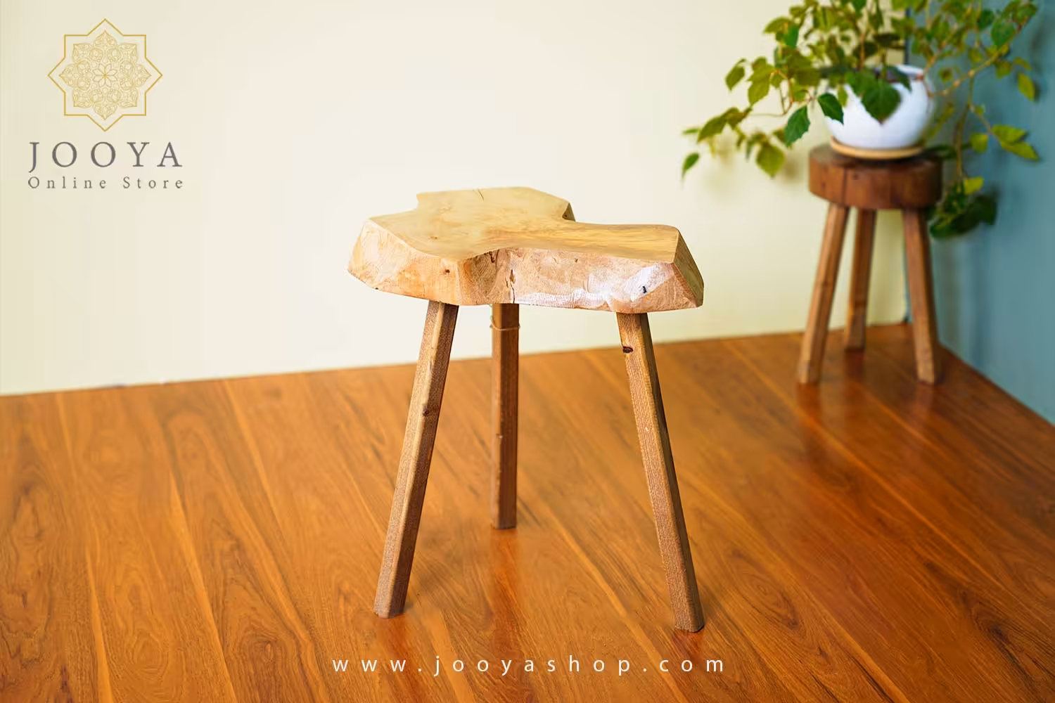 استند چوبی هیلد