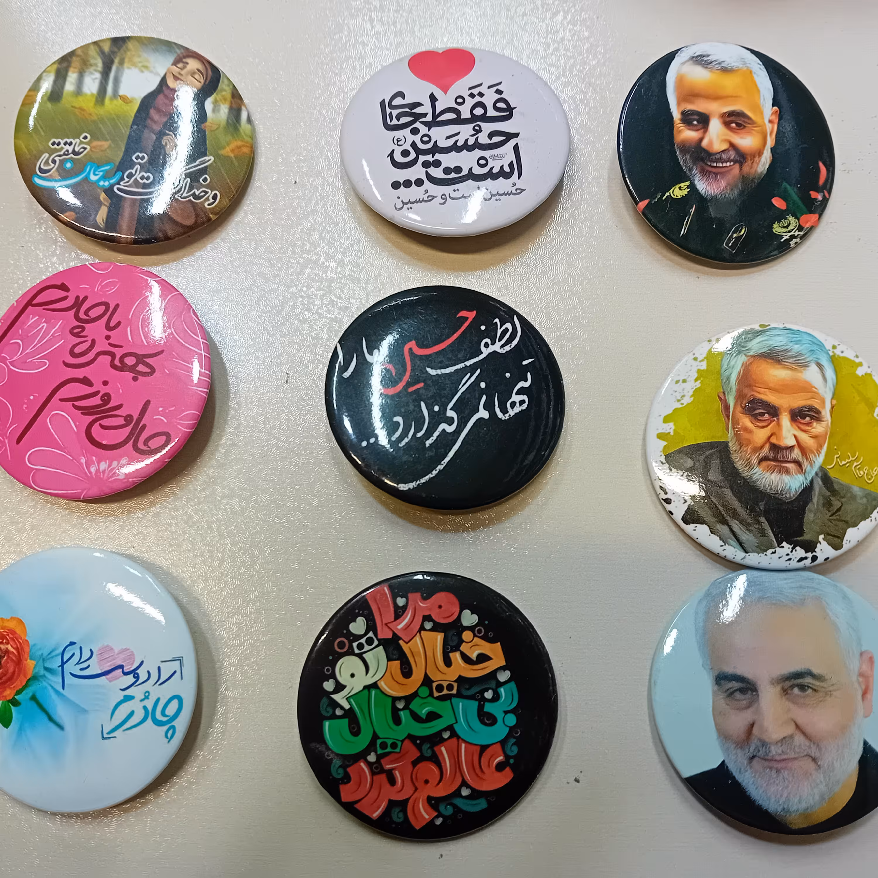 پیکسل مذهبی امام حسین وچادری وسردار سلیمانی ده تا به بالا تخفیف