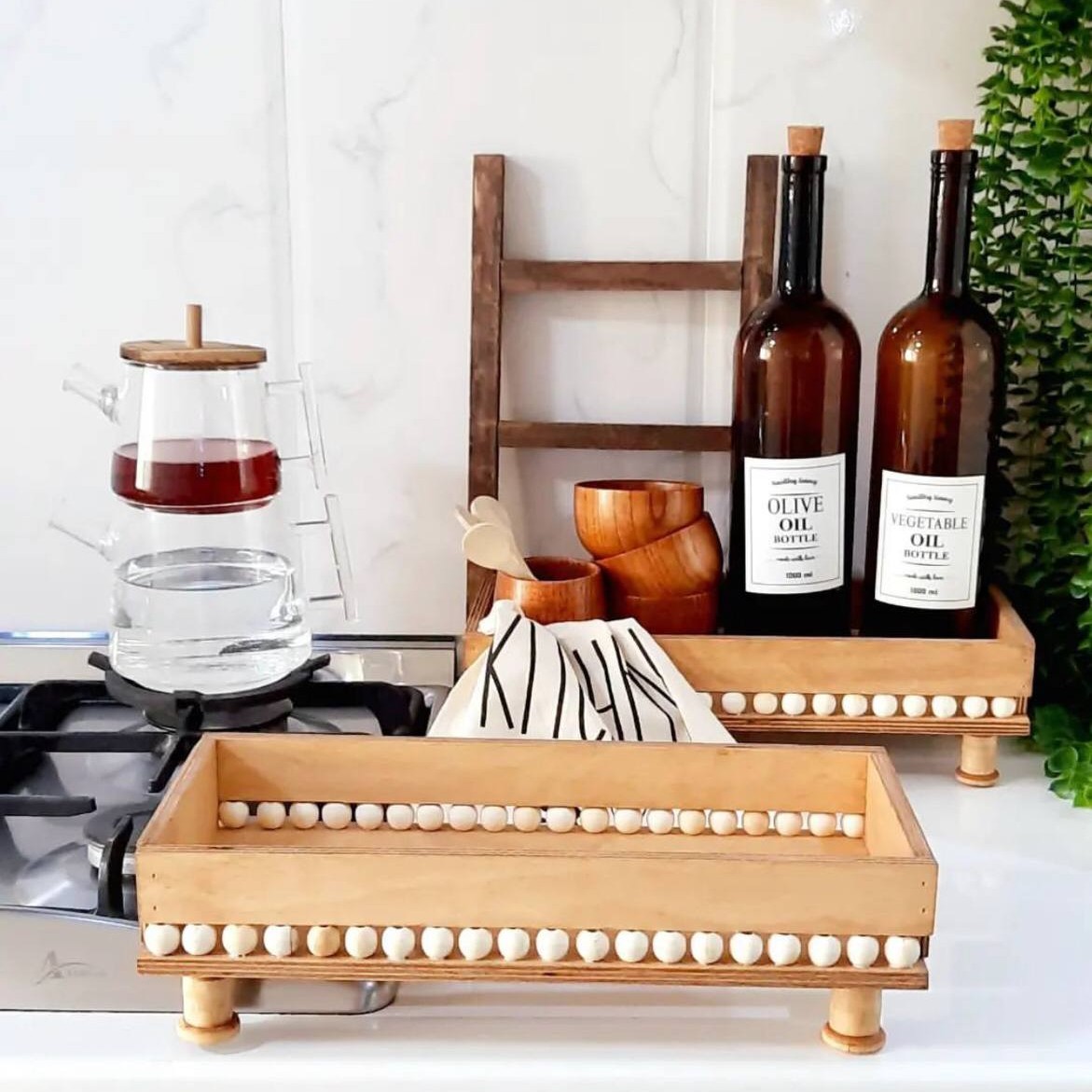 رایزر مهره دار مستطیل 

جنس چوبی
بسبار باکیفیت و کاربردی
