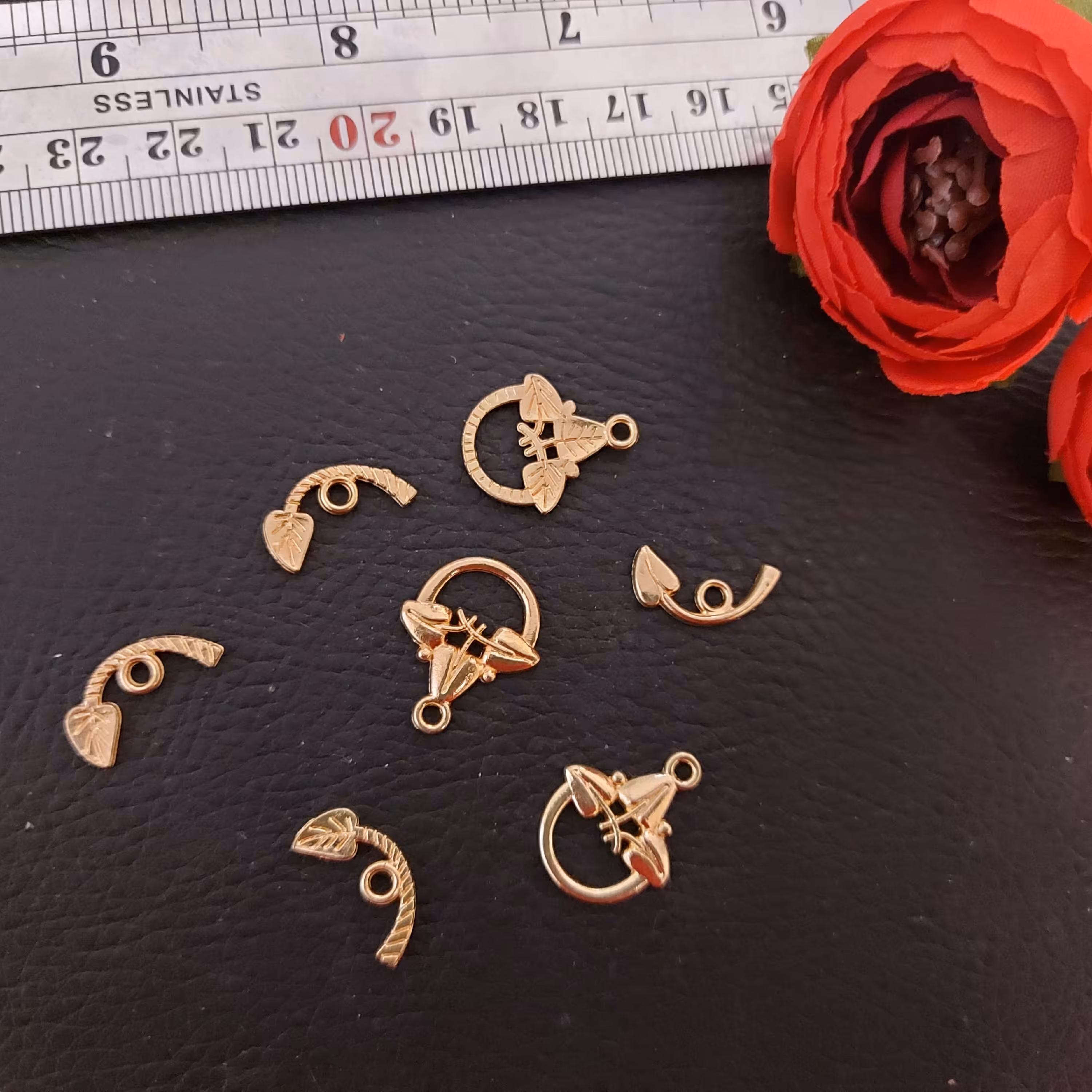 قفل تی برنجی طرح برگ تک عددی