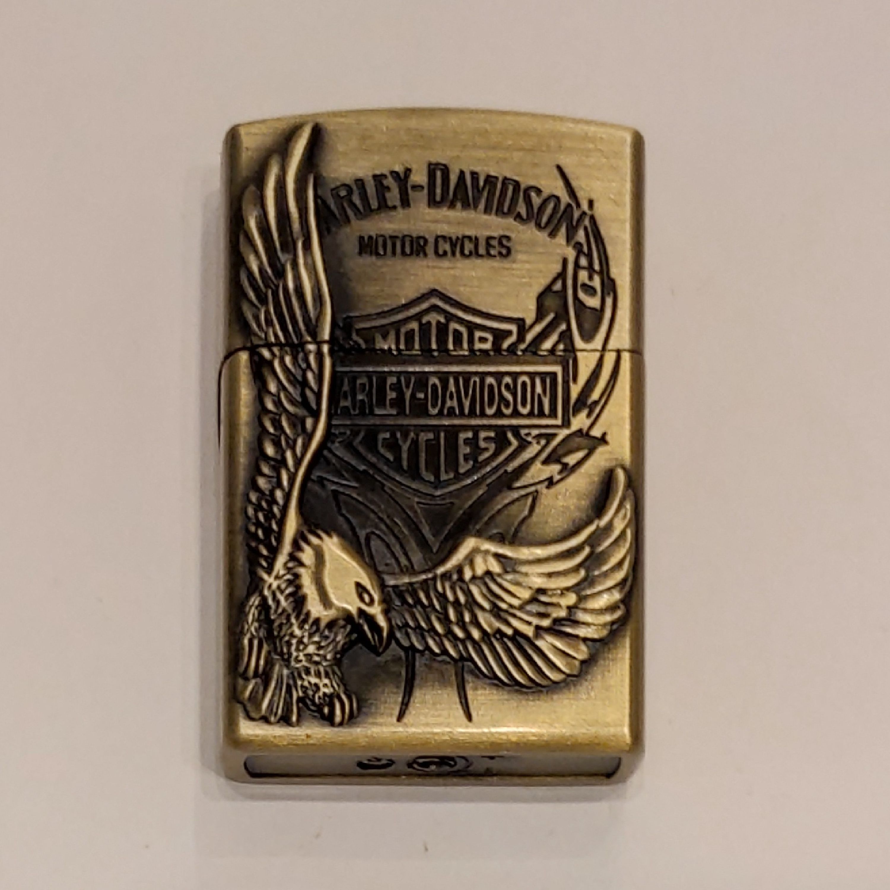 فندک عقاب پر باز طلایی