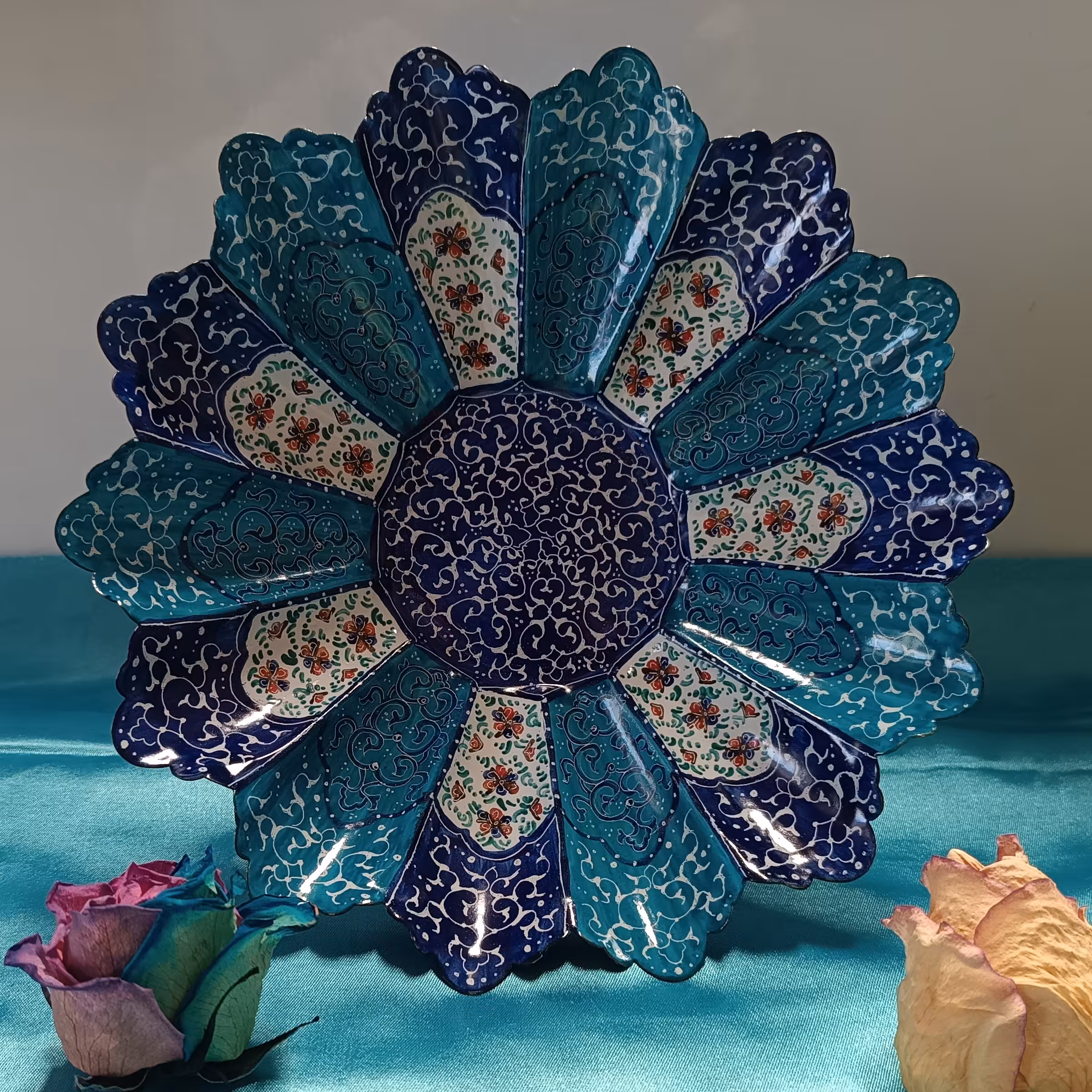 شیرینی خوری 25 سانتی  گود طرح خیاری