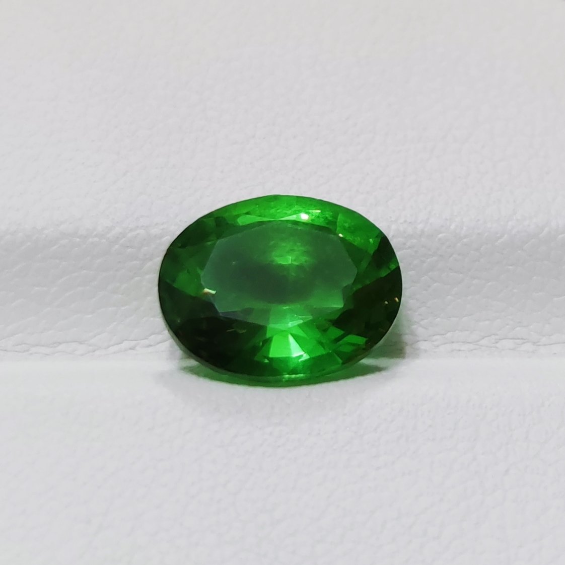 سنگ زیبای الکساندریت 3.50 قیراطی