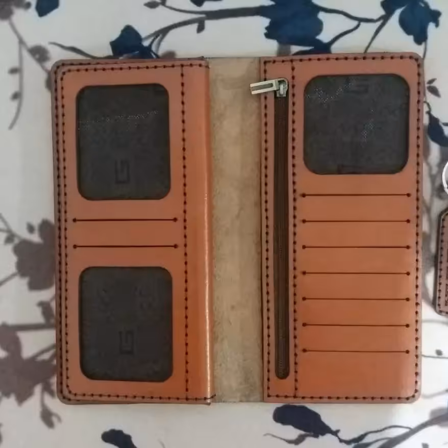 کیف پول سه لت دست دوز با چرم طبیعی گاوی