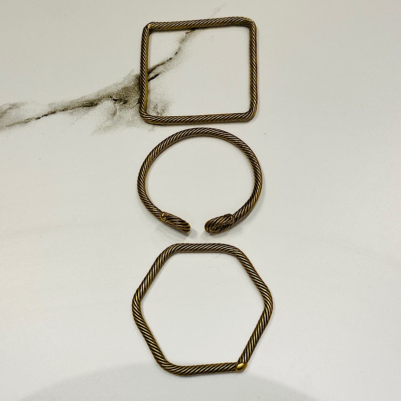 النگوی هندسی هندی-جنس برنج،سیاه نمیشه-داری 3طرح متفاوت((ارسال رایگان))